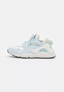 Фото № 1 с приближением к товару «‎AIR HUARACHE»