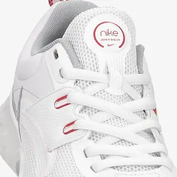 Nike Renew Retaliation TR 3 'White Chile Red' - 4
