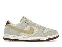 Фото № 1 с приближением к товару «‎Nike Dunk Low Coconut Milk »