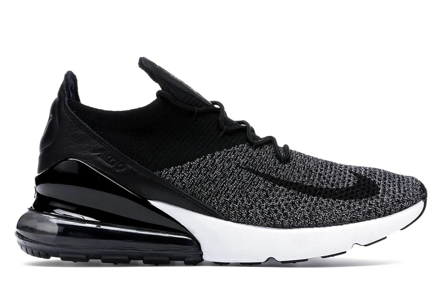 Фото № 1 с приближением к товару «‎Nike Air Max 270 Flyknit Black White»