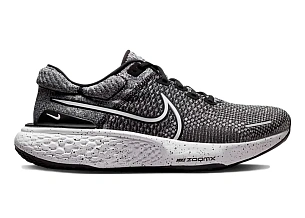 Nike ZoomX Invincible Run Flyknit 2 Oreo