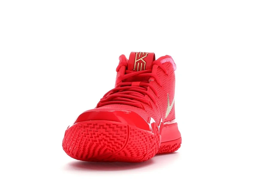 Фото № 2 с приближением к товару «‎Nike Kyrie 4 Red Carpet»