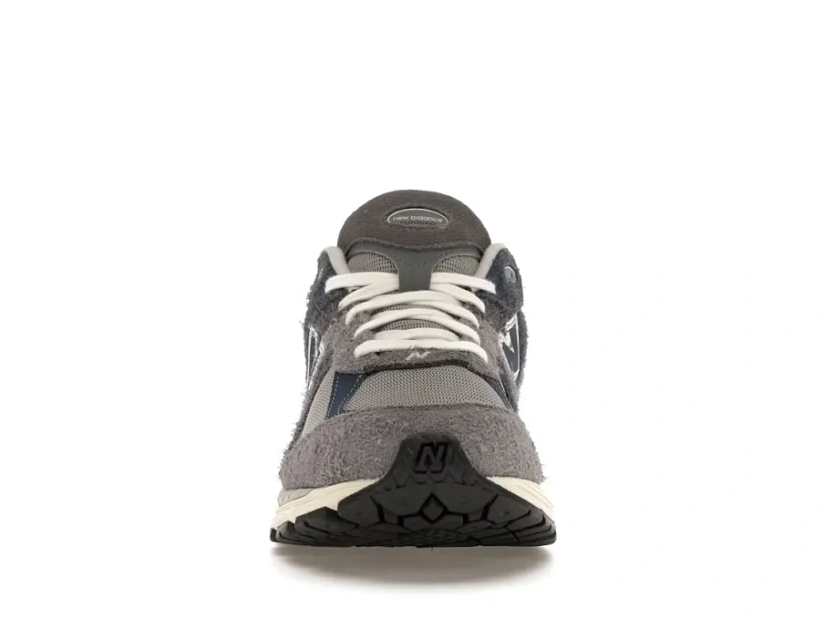 Фото № 2 с приближением к товару «‎New Balance 2002R»