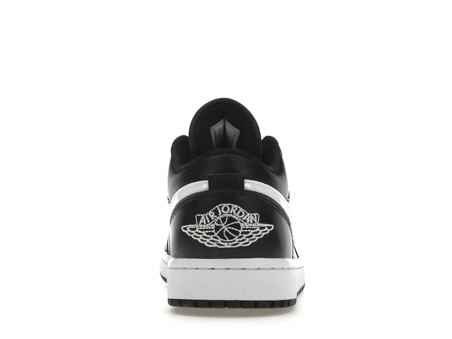Фото № 4 с приближением к товару «‎Jordan 1 Low Black White (2022) »