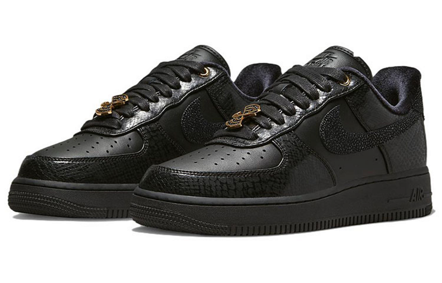 Фото № 3 с приближением к товару «‎ Nike Air Force 1 Low Skate shoes»