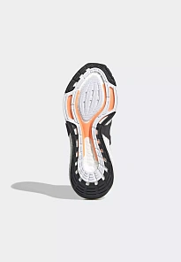 Фото № 4 с приближением к товару «‎ULTRABOOST »