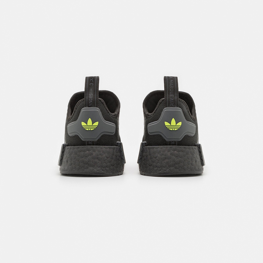 Фото № 3 с приближением к товару «‎Adidas Nmd_r1 »