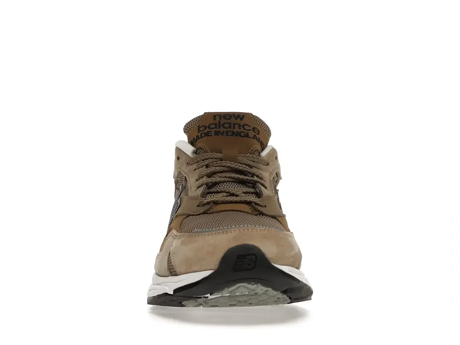 Фото № 2 с приближением к товару «‎New Balance 920»