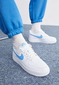 Фото № 2 с приближением к товару «‎AIR FORCE 1 07 NEXT NATURE»