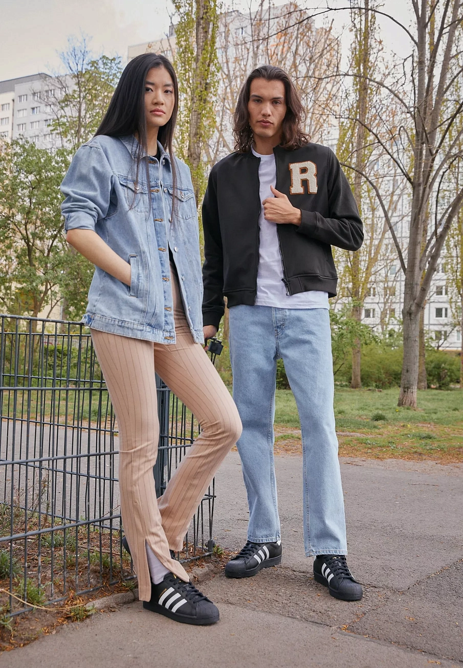 Фото № 2 с приближением к товару «‎SUPERSTAR UNISEX»