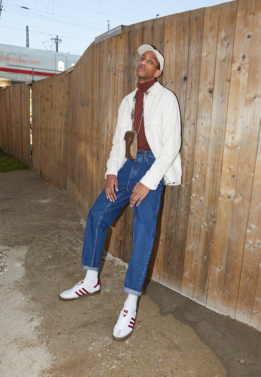 Фото № 2 с приближением к товару «‎Adidas Jeans »