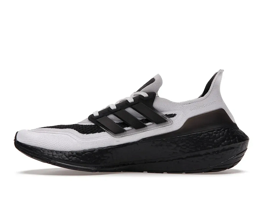 Фото № 3 с приближением к товару «‎adidas Ultra Boost 21 Oreo»