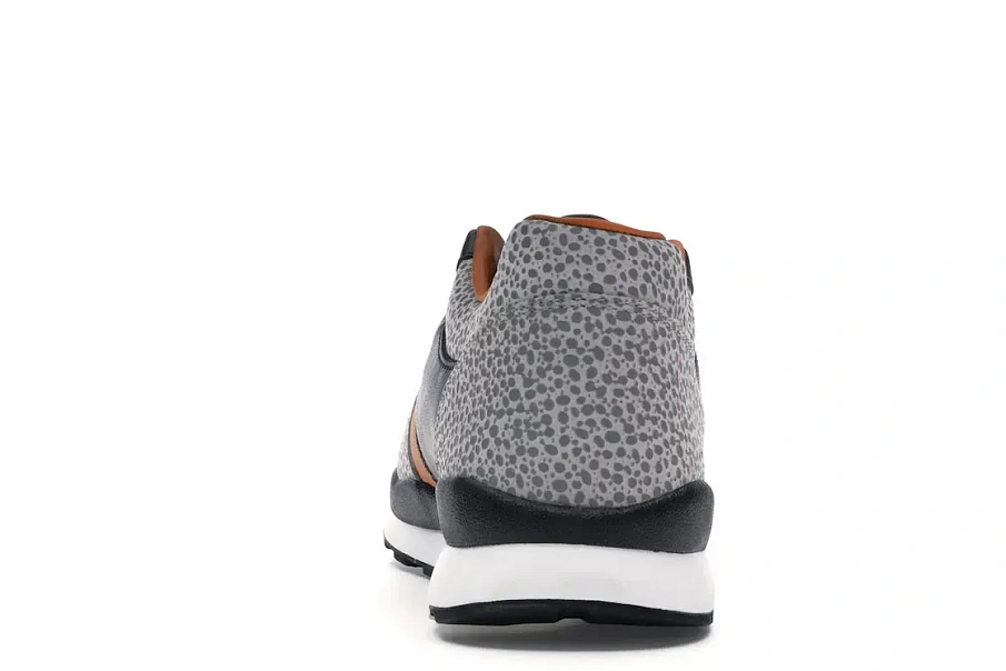 Фото № 4 с приближением к товару «‎Nike Air Safari OG (2018)»