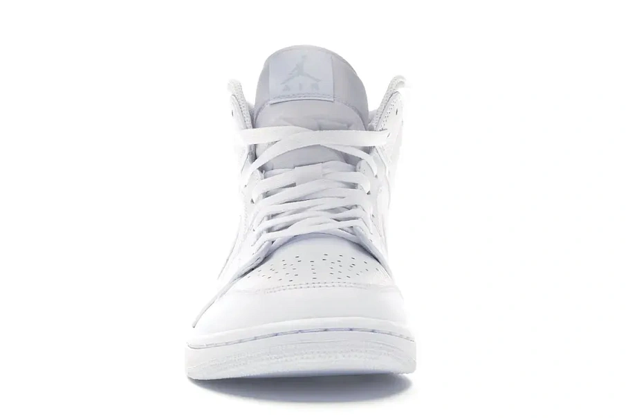 Фото № 2 с приближением к товару «‎Jordan 1 Mid Triple White (2018)»