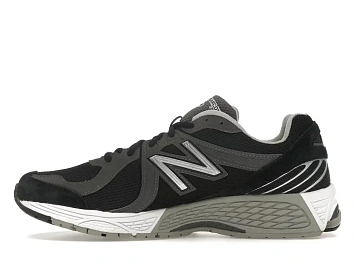 New Balance 860v2 - 3