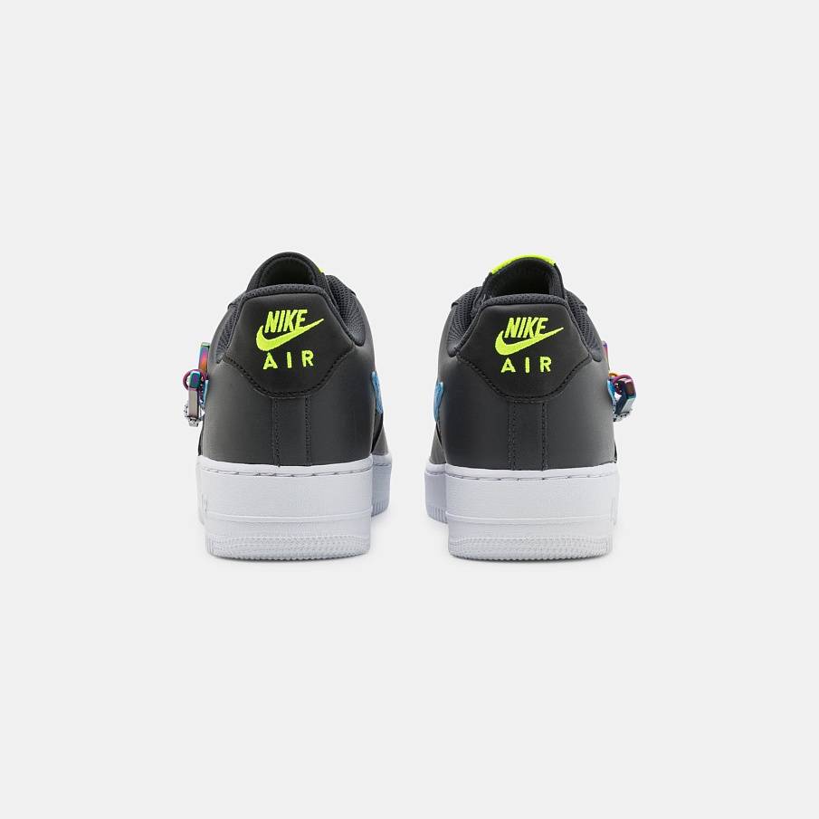 Фото № 3 с приближением к товару «‎Nike Air Force 1 ’07 Prm »