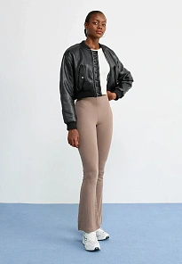 Фото № 3 с приближением к товару «‎AIR PEGASUS 2005»