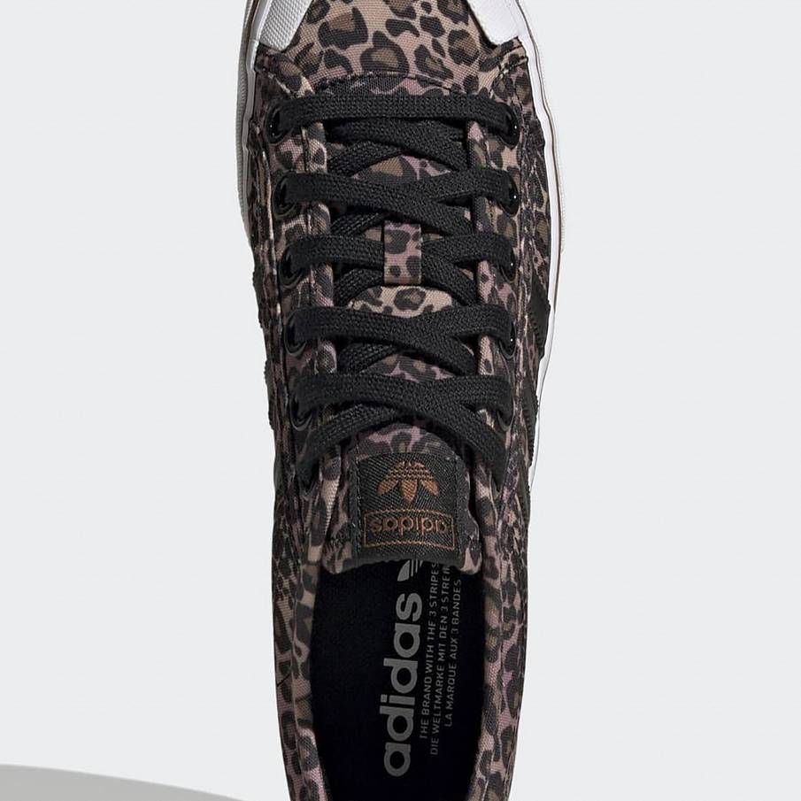 Фото № 2 с приближением к товару «‎Кроссовки Adidas SPAD111A23Q-Q11»
