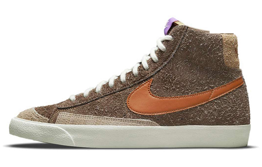 Фото № 1 с приближением к товару «‎Nike Blazer Mid '77 Brown»