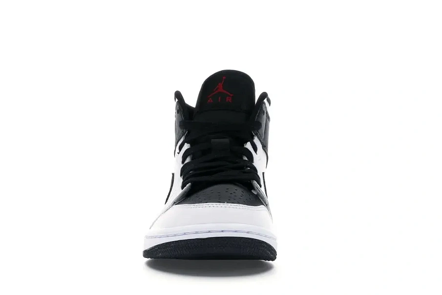 Фото № 2 с приближением к товару «‎Jordan 1 Mid Reverse Black Toe »