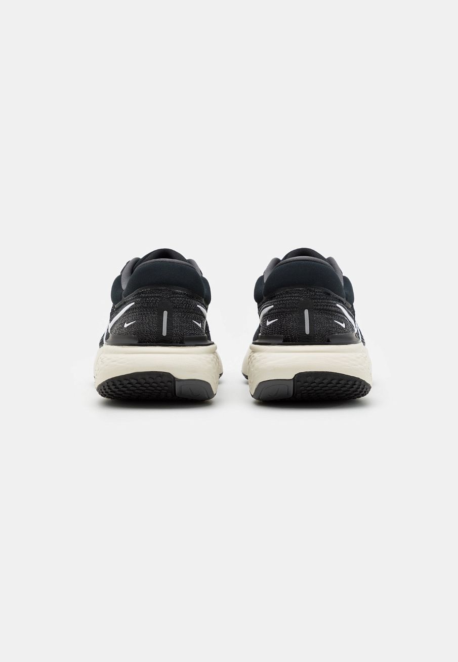 Фото № 3 с приближением к товару «‎Nike Zoomx Invincible Run»