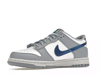 Фото № 4 с приближением к товару «‎Nike Dunk Low Next Nature Blue Whisper Iridescent »