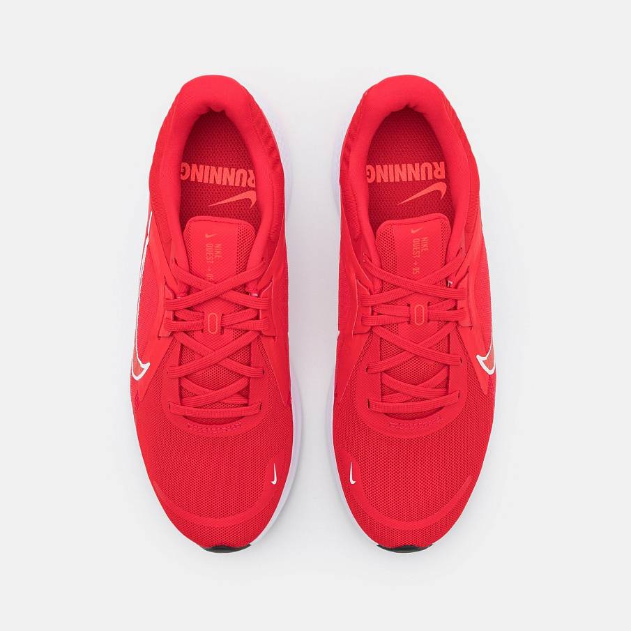 Фото № 4 с приближением к товару «‎Nike Quest 5»
