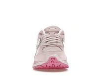 Фото № 2 с приближением к товару «‎New Balance 2002R»