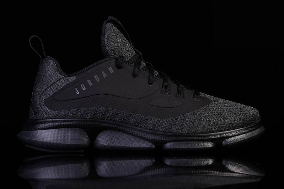 Фото № 3 с приближением к товару «‎Nike Air Jordan Impact TR »