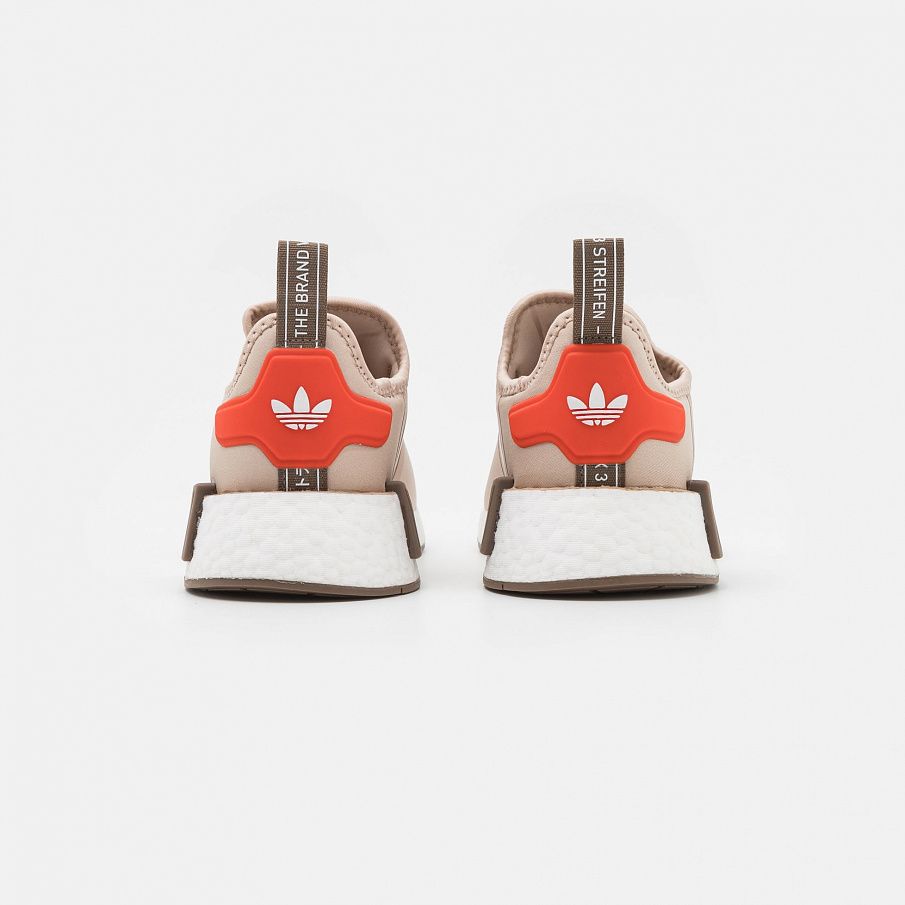 Фото № 3 с приближением к товару «‎Adidas Nmd_r1 »