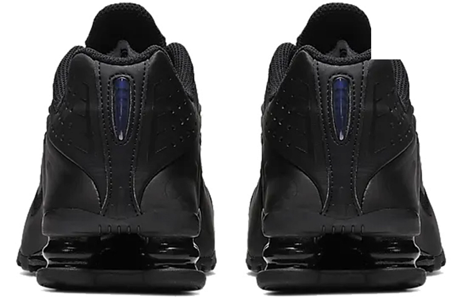 Фото № 4 с приближением к товару «‎Nike Shox R4 (GS)»