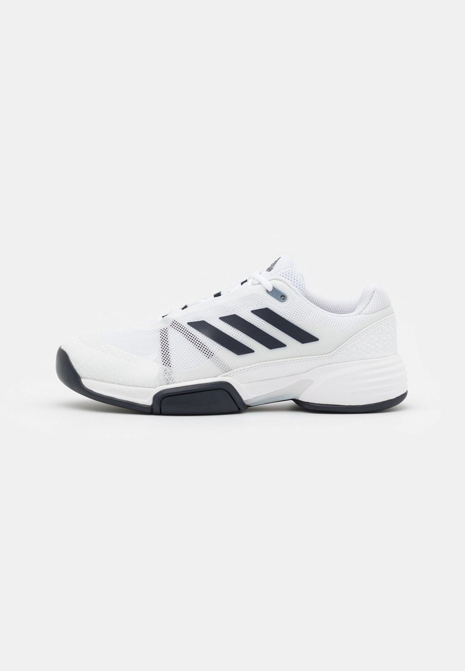 Фото № 1 с приближением к товару «‎Adidas Club Carpet»