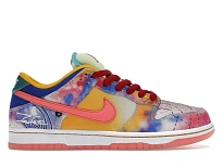 Фото № 1 с приближением к товару «‎Nike SB Dunk Low»