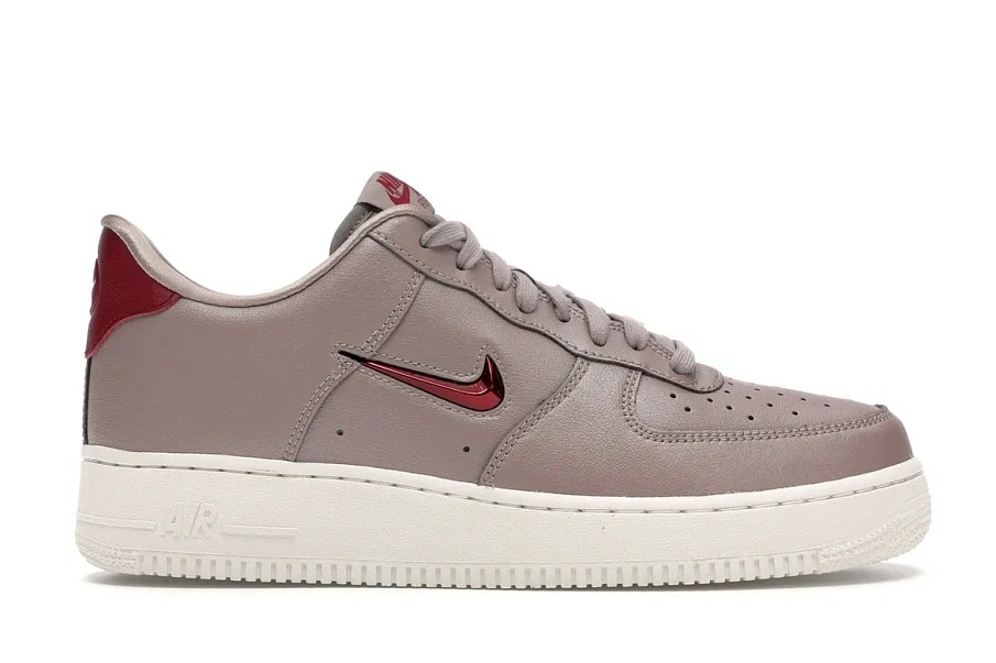 Фото № 1 с приближением к товару «‎Nike Air Force 1 Low Jewel Taupe Red Crush»