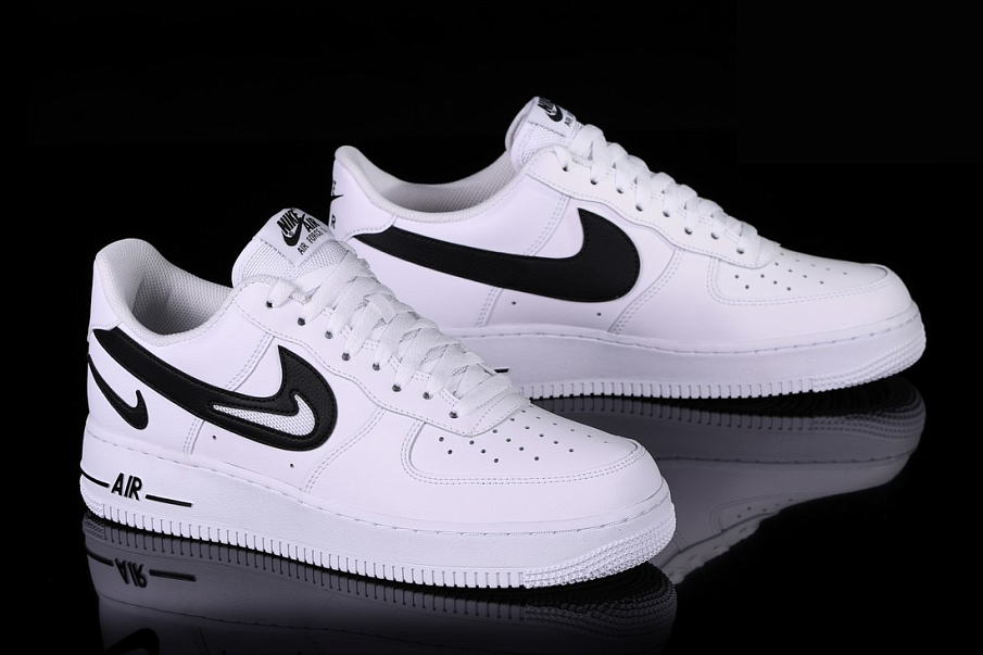 Фото № 2 с приближением к товару «‎Nike Air Force 1 ’07 Fm Cut Out Swoosh »