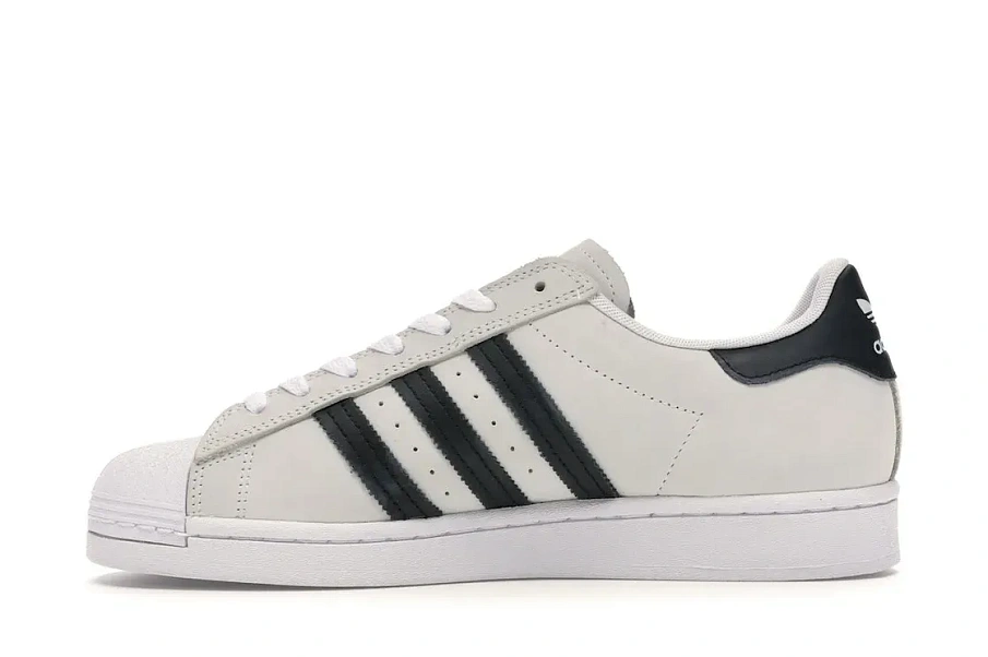 Фото № 3 с приближением к товару «‎adidas Superstar Cloud White»