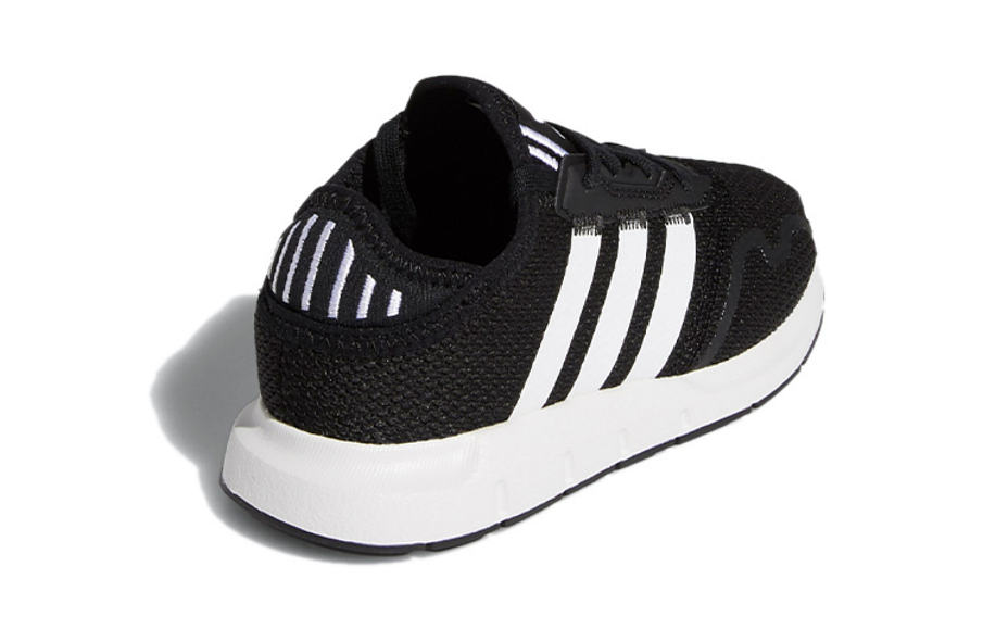 Фото № 4 с приближением к товару «‎(BP) adidas originals Swift Run X BlackWhite»