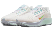 Фото № 3 с приближением к товару «‎Nike Wmns Air Zoom Pegasus 38 Premium Low-Top Running Shoes BeigeGreen»