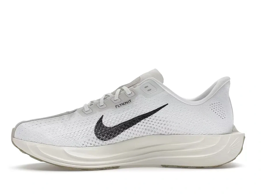 Фото № 3 с приближением к товару «‎Nike Pegasus Plus»