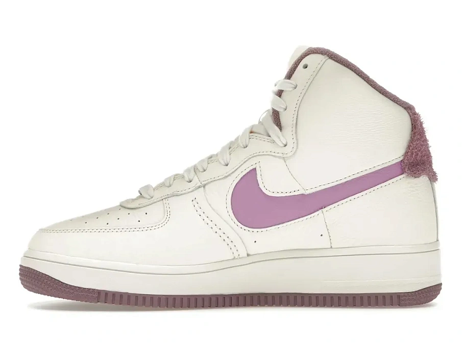 Фото № 3 с приближением к товару «‎Nike Air Force 1 High Sculpt»