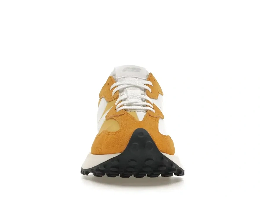 Фото № 2 с приближением к товару «‎New Balance 327»