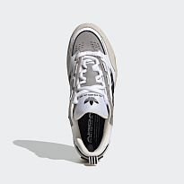 Фото № 3 с приближением к товару «‎Adidas »