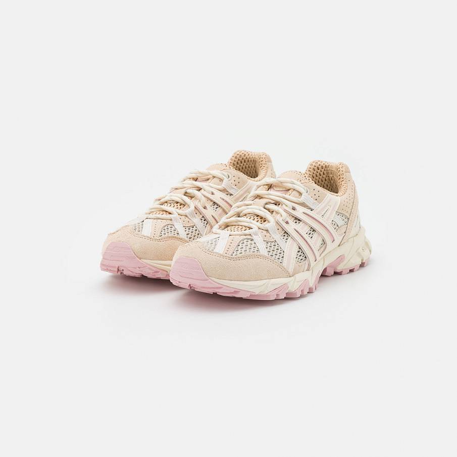 Фото № 3 с приближением к товару «‎Asics Gel Sonoma »