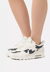 Фото № 1 с приближением к товару «‎AIR MAX 90 FUTURA»