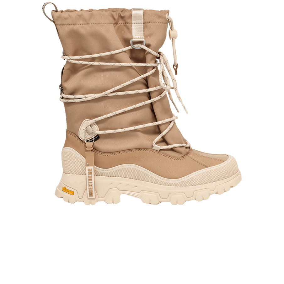 Фото № 1 с приближением к товару «‎UGG Women's MetroPeak Boot Sand»