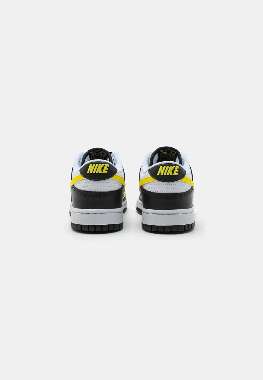 Фото № 3 с приближением к товару «‎DUNK UNISEX»