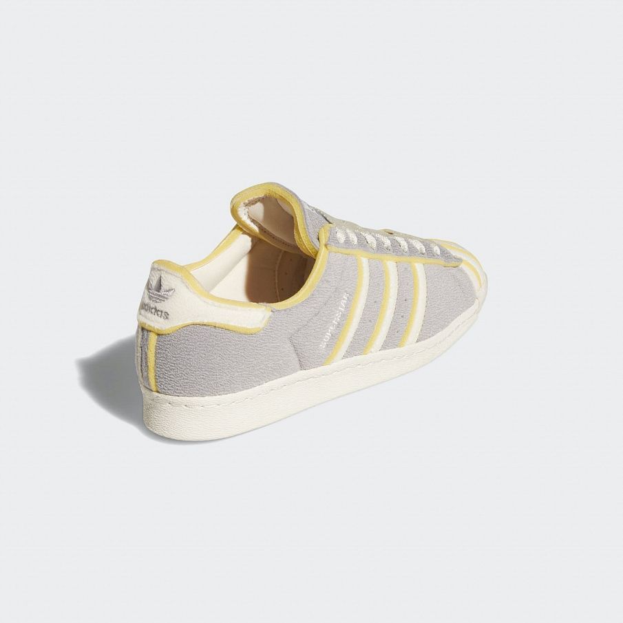 Фото № 4 с приближением к товару «‎Adidas Cozy Superstar »