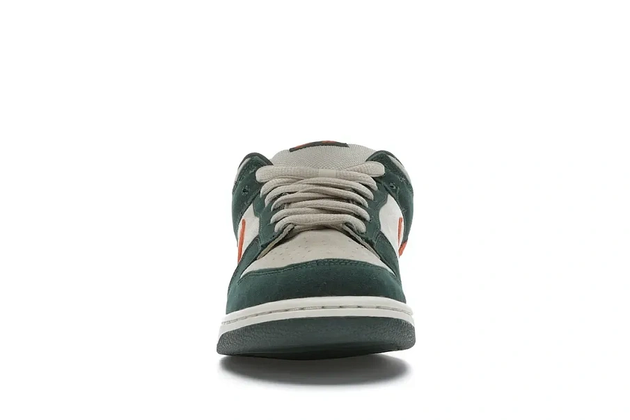 Фото № 2 с приближением к товару «‎Nike SB Dunk Low Eire»