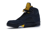 Фото № 3 с приближением к товару «‎Jordan 5 Retro Michigan PE»