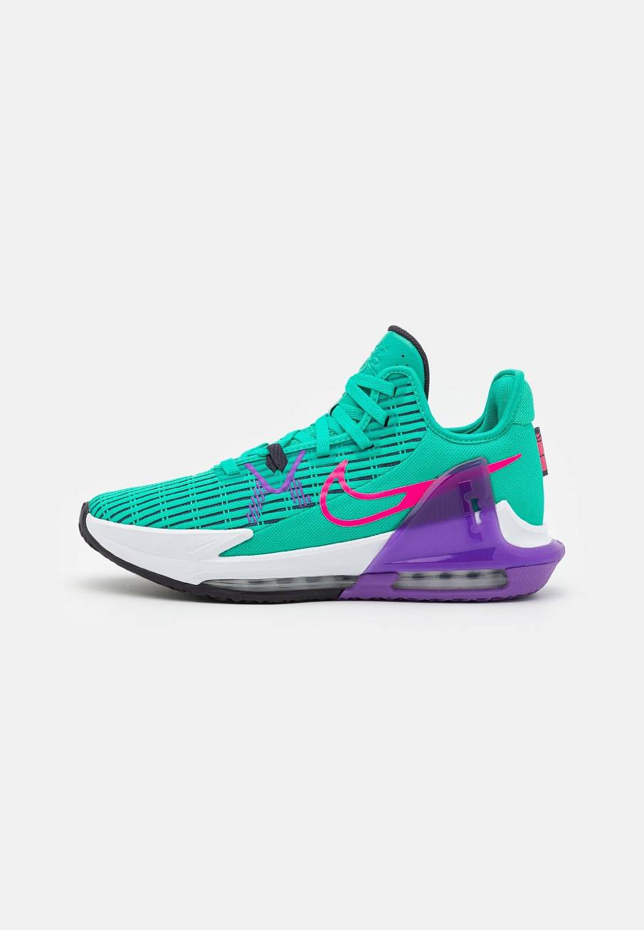 Фото № 1 с приближением к товару «‎Nike Lebron Witness VI»